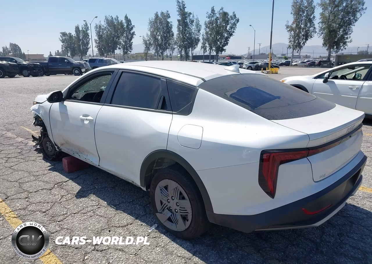 2025 Kia K4 Lx VIN:3KPFT4DE1SE239243 - 3