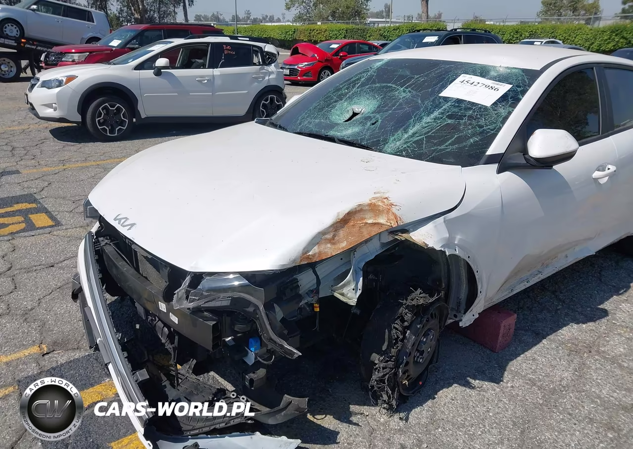 2025 Kia K4 Lx VIN:3KPFT4DE1SE239243 - 6