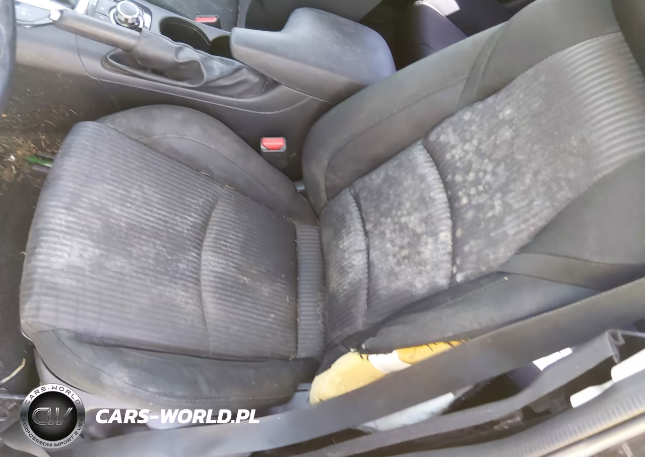 2016 Mazda Mazda3 I Sport VIN:JM1BM1U77G1297329 - 18
