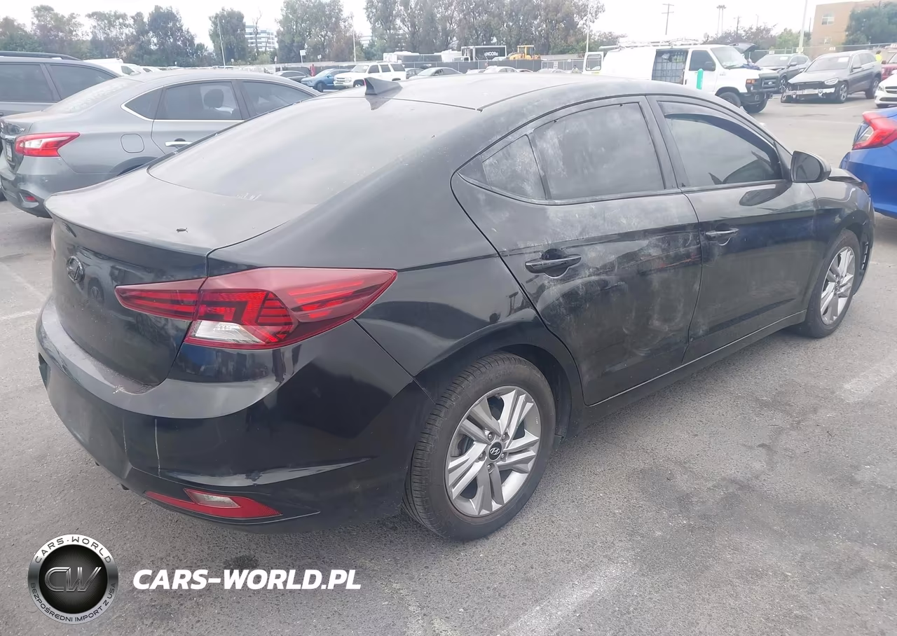 2020 Hyundai Elantra Sel VIN:5NPD84LF5LH548665 - 4