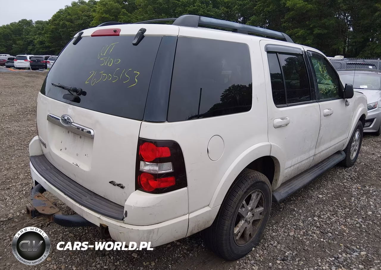 2009 Ford Explorer Xlt VIN:1FMEU73E19UA24383 - 4