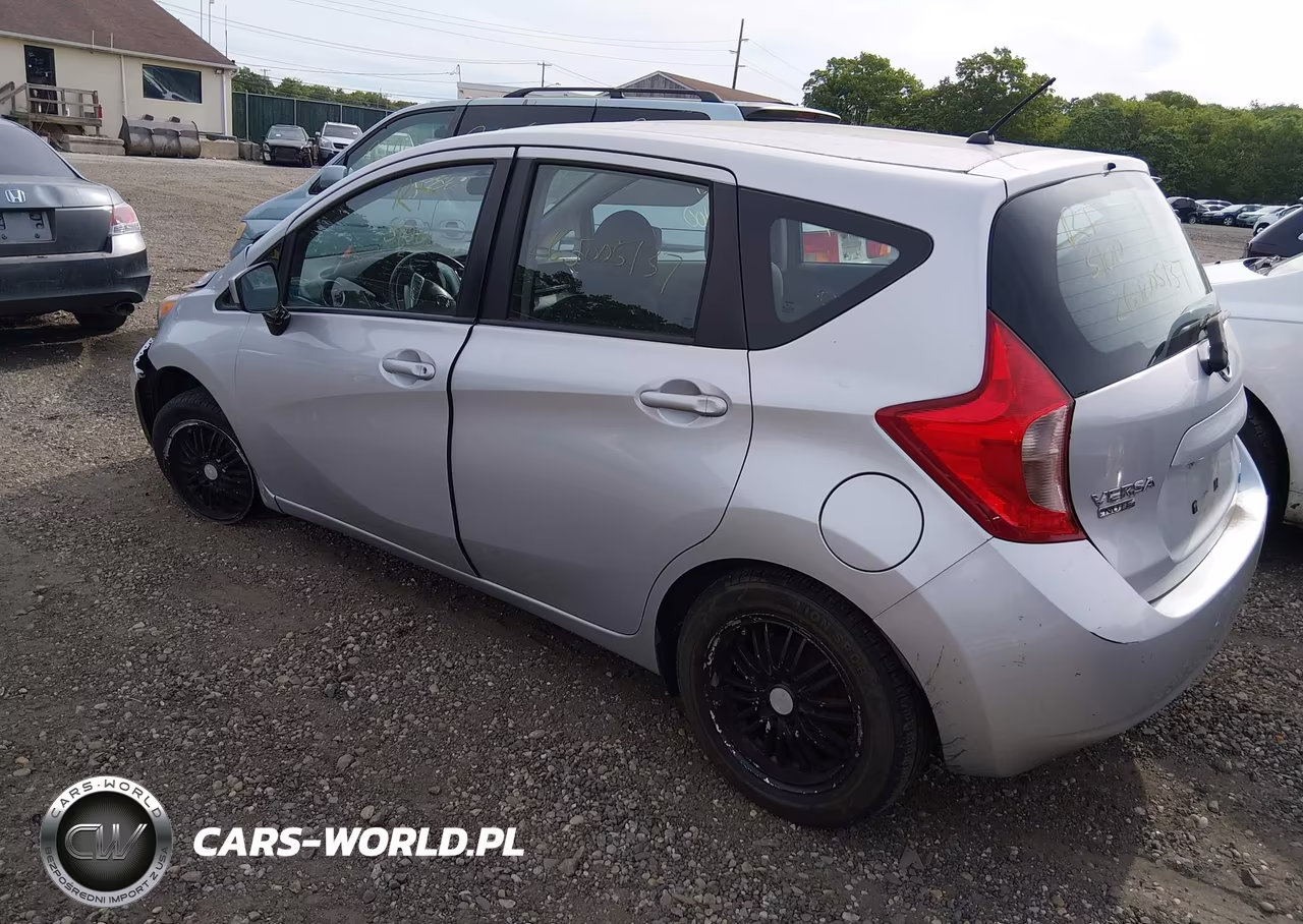 2015 Nissan Versa Note S (Sr)-S Plus-Sl-Sr-Sv VIN:3N1CE2CP5FL394614 - 3