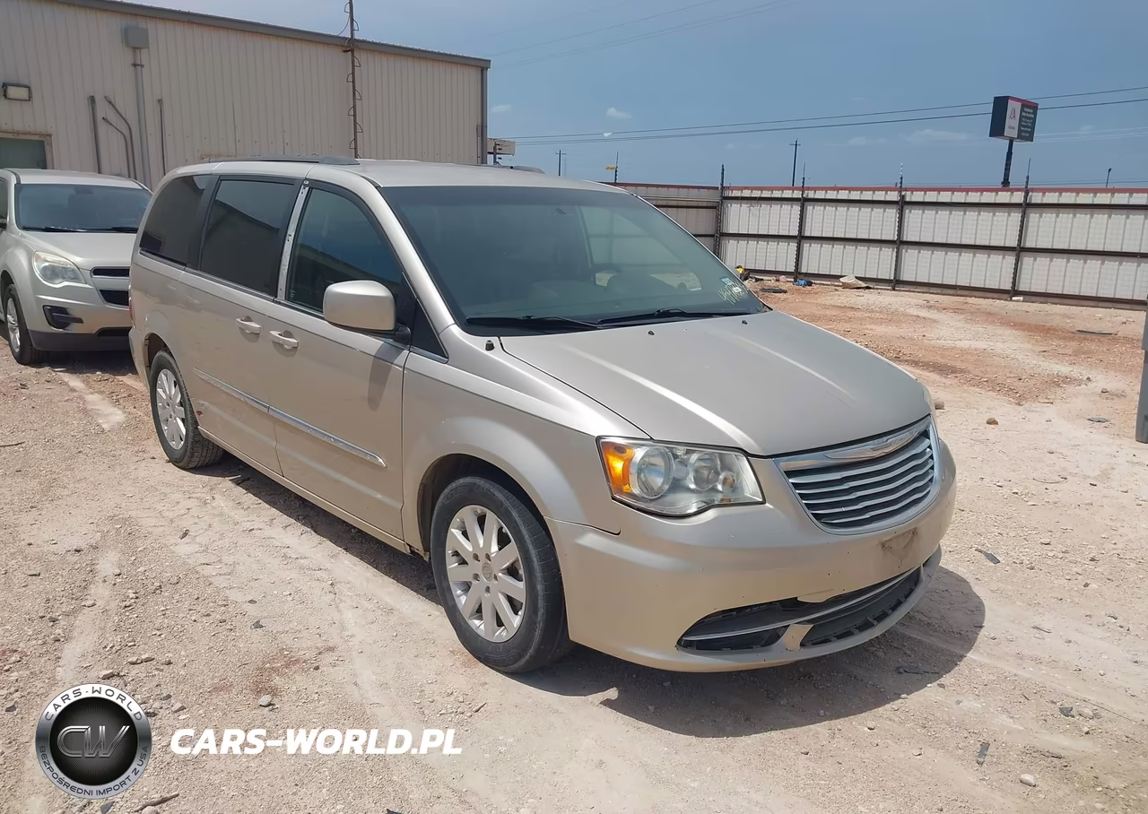 2016 Chrysler Town & Country Touring – zdjęcie 1 z 18