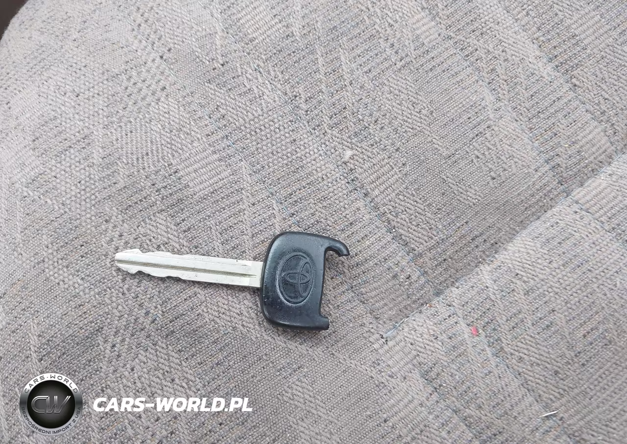 2002 Toyota Tacoma VIN:5TENL42N22Z890663 - 11