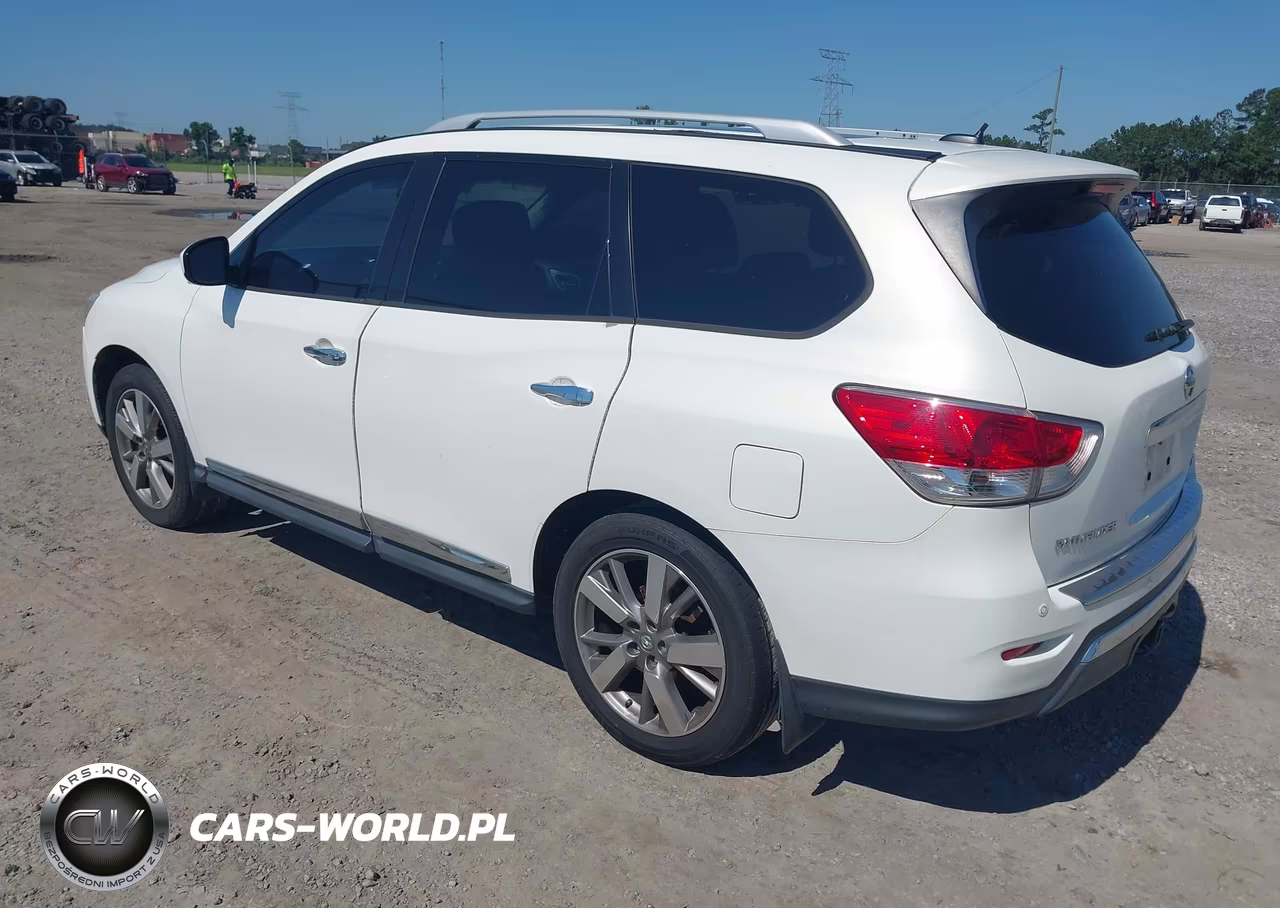 2014 Nissan Pathfinder Platinum VIN:5N1AR2MN2EC716573 - 3