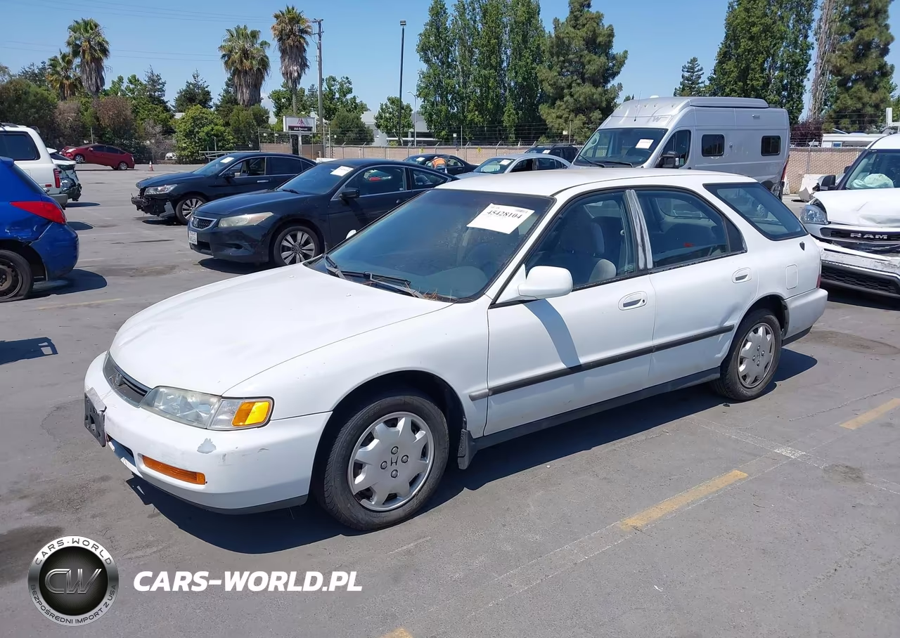 1996 Honda Accord Lx VIN:1HGCE1824TA007334 - 2