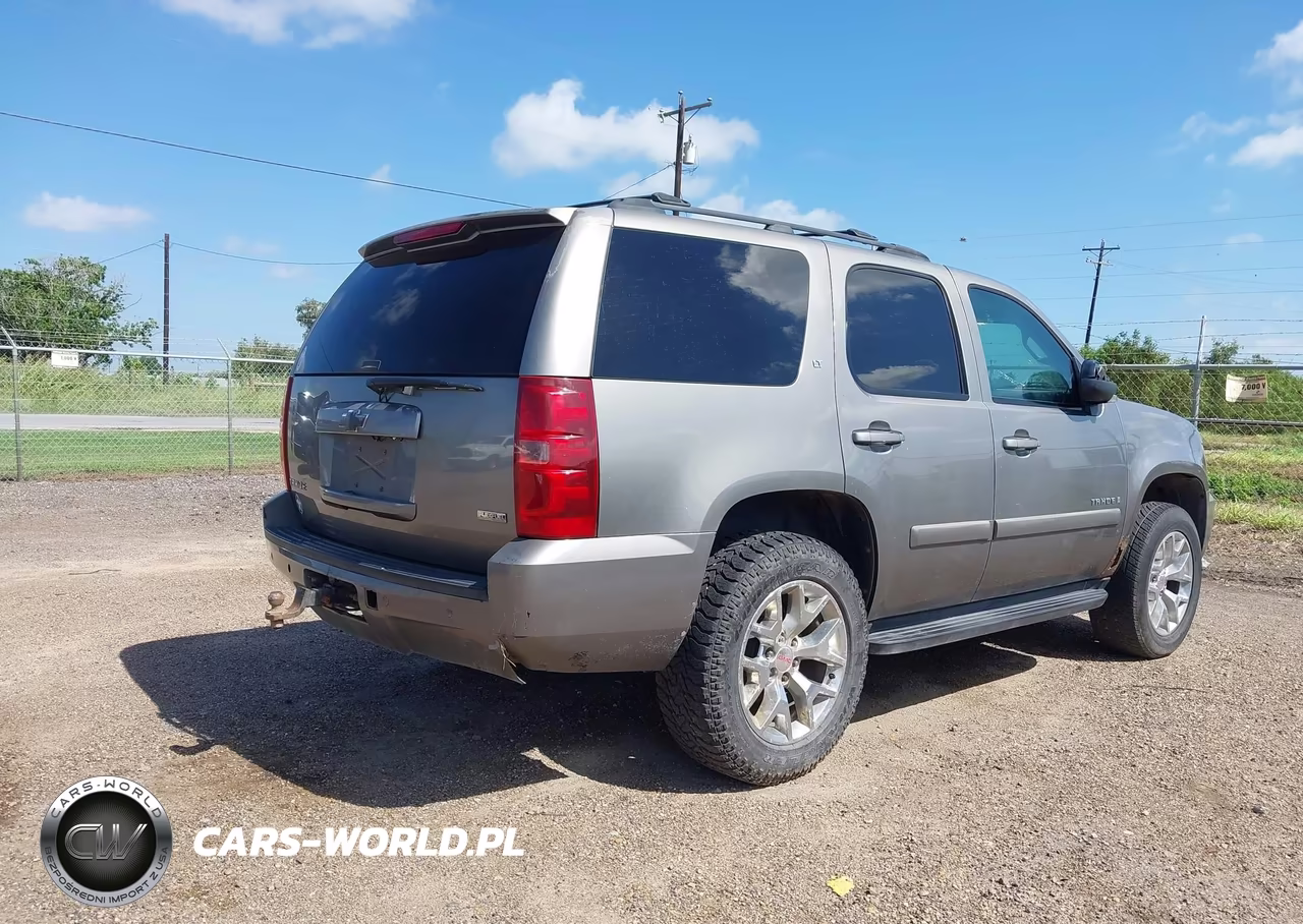 2007 Chevrolet Tahoe Lt VIN:1GNFK13067R111946 - 4