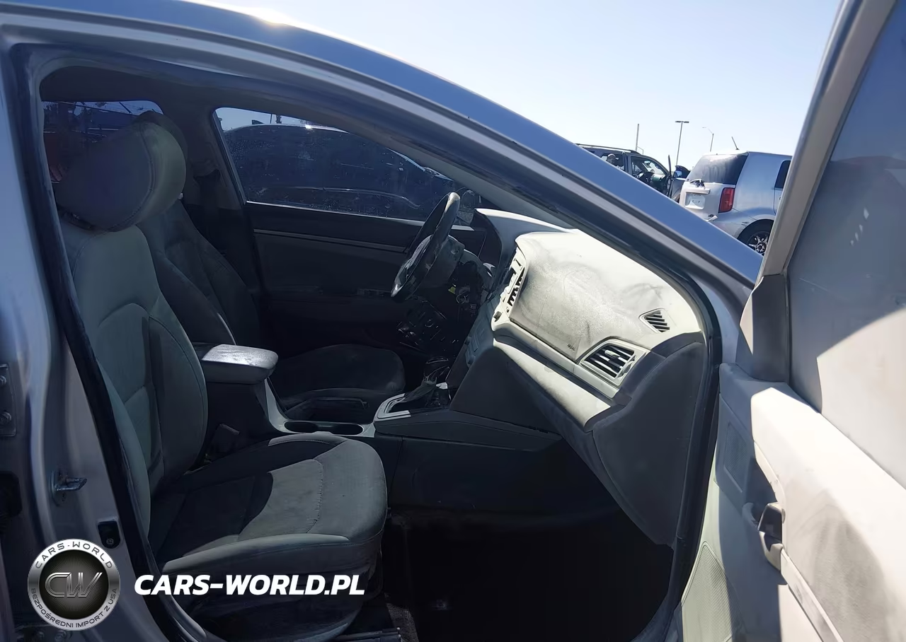 2017 Hyundai Elantra Se VIN:KMHD74LF3HU087140 - 5