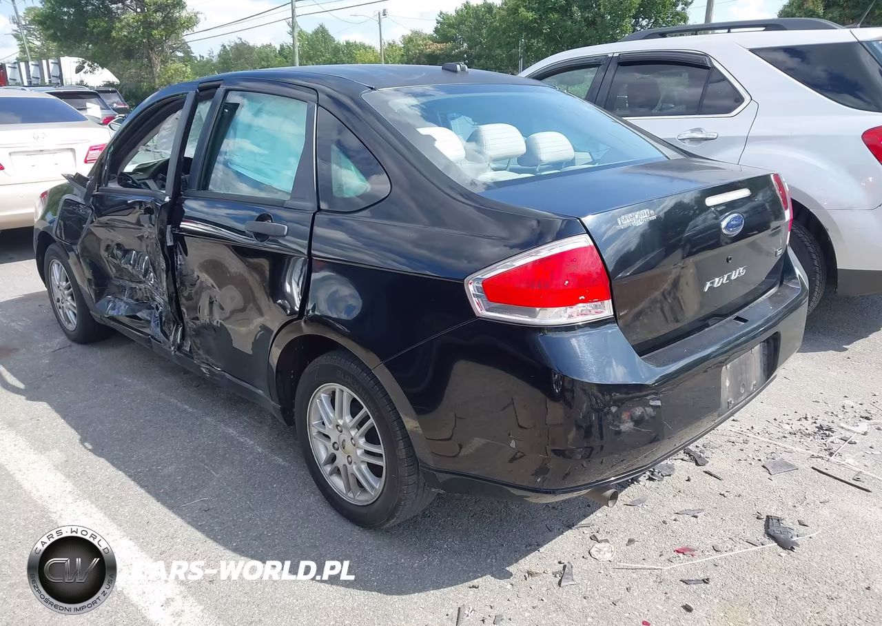 2009 Ford Focus Se VIN:1FAHP35N89W214299 - 3