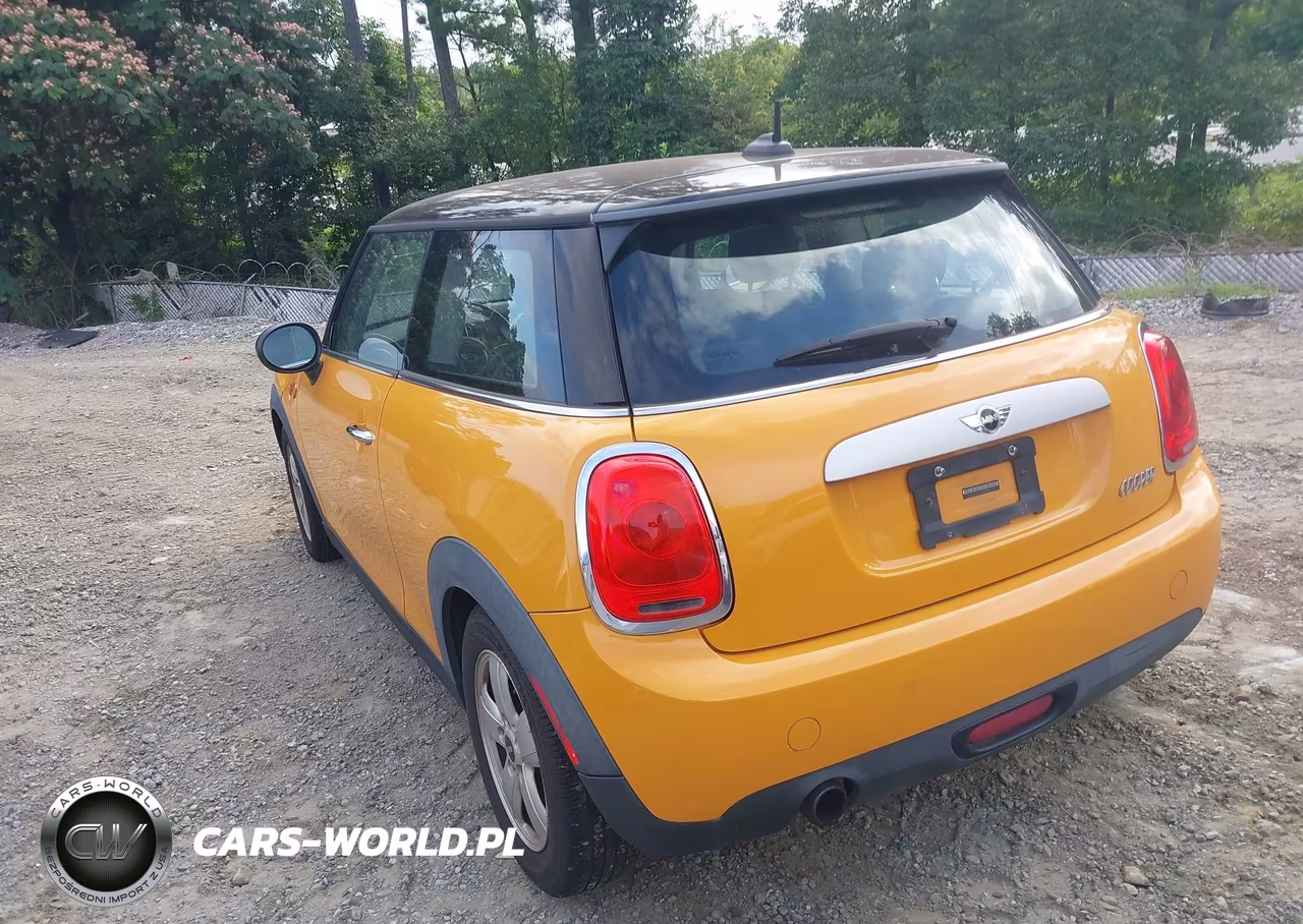 2015 Mini Hardtop Cooper VIN:WMWXM5C58FT973977 - 3