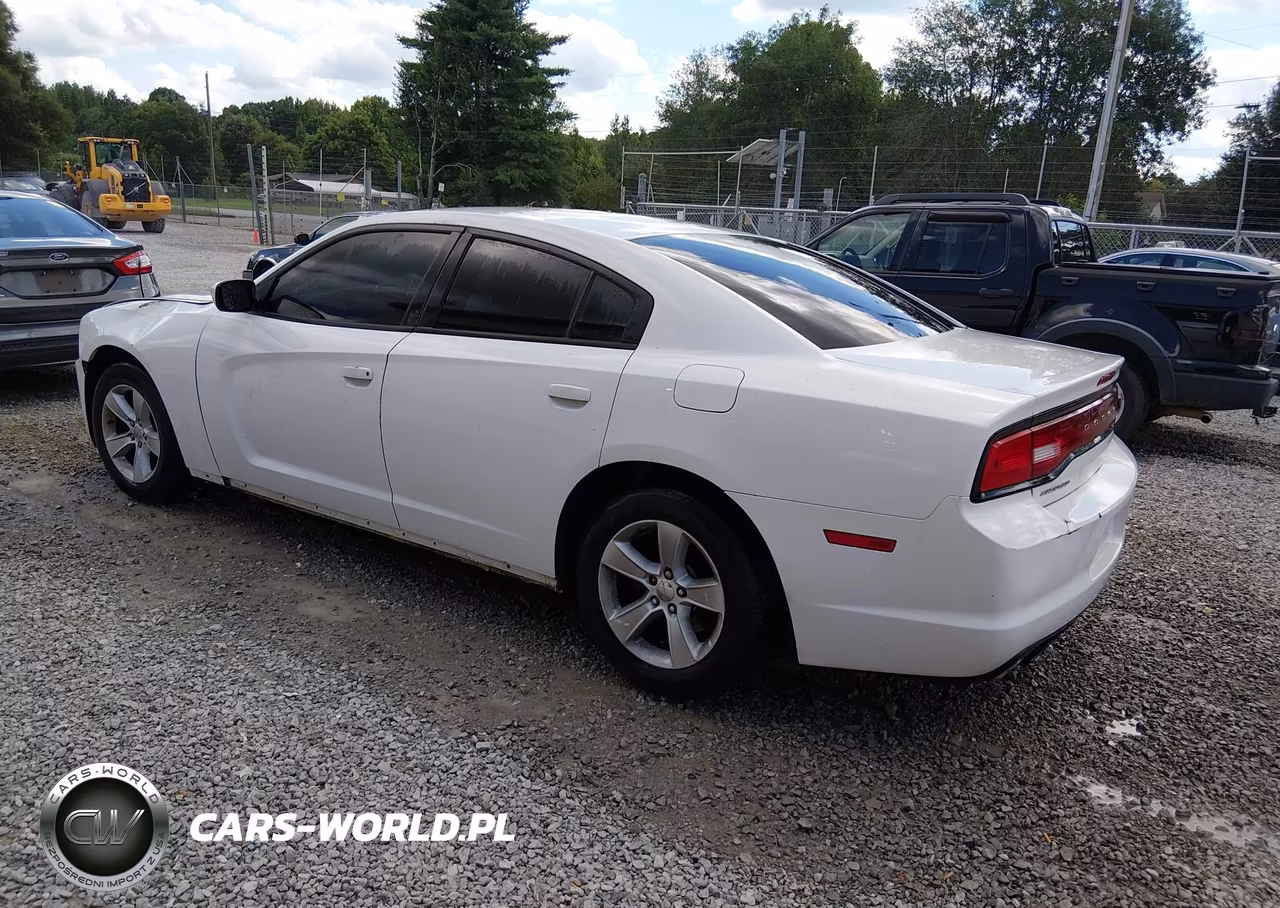 2014 Dodge Charger Se VIN:2C3CDXBGXEH215185 - 3