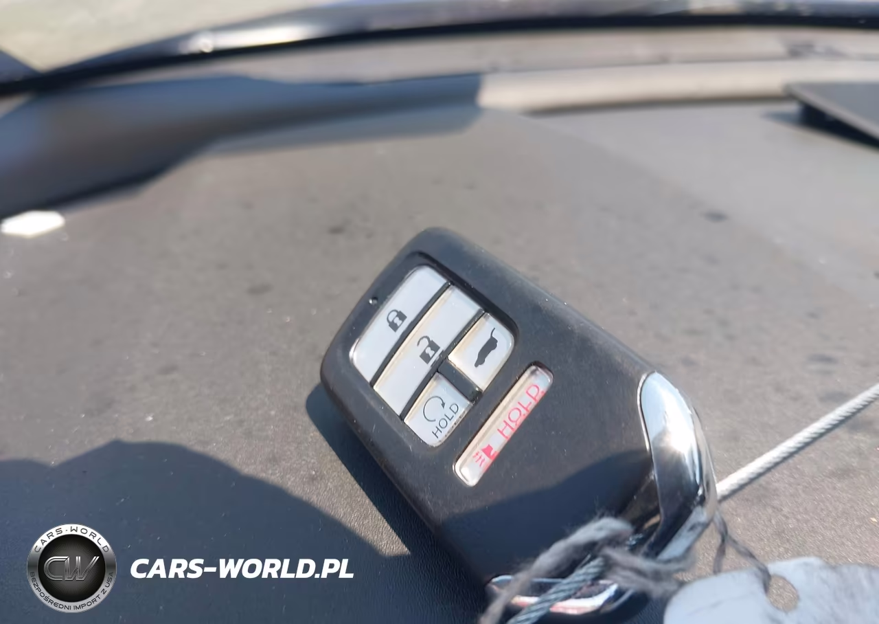 2017 Honda Civic Sport Touring VIN:SHHFK7H91HU428901 - 11