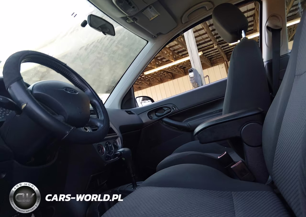 2005 Ford Focus Zx3 VIN:3FAFP31N15R144364 - 5