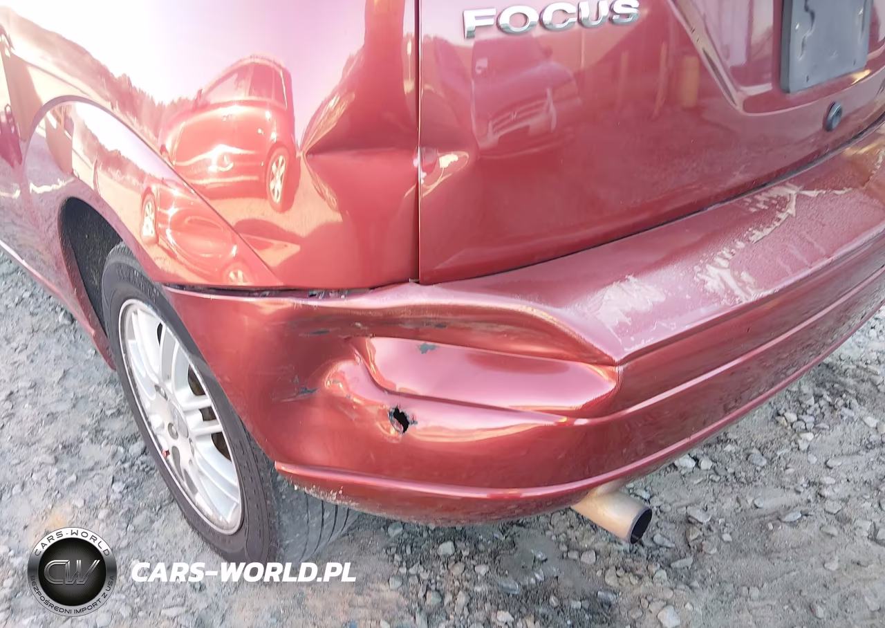 2005 Ford Focus Zx3 VIN:3FAFP31N15R144364 - 6