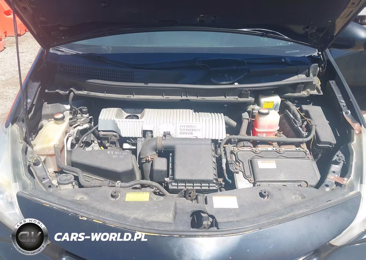 2015 Toyota Prius V Two VIN:JTDZN3EU2FJ033414 - 10