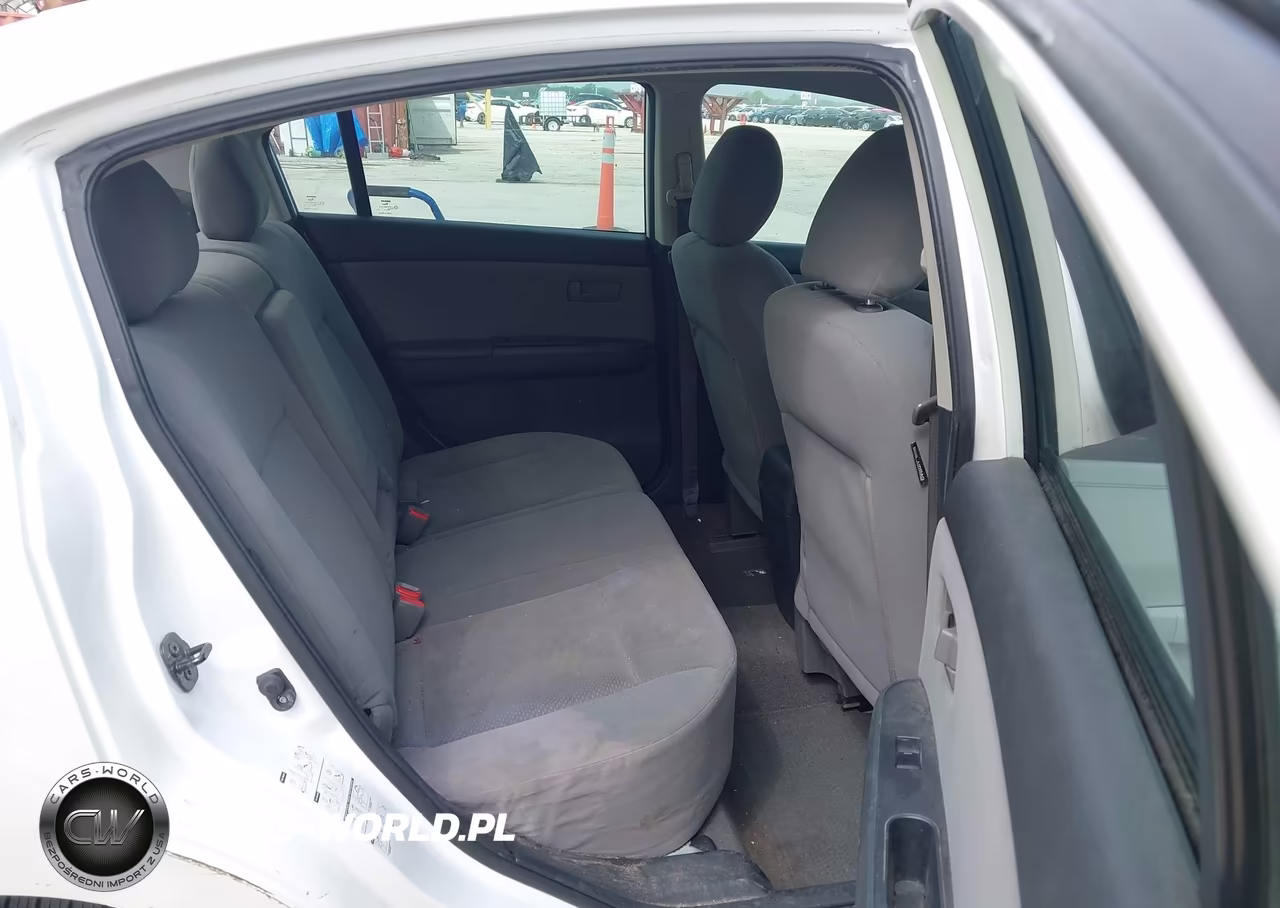 2010 Nissan Sentra 2.0 VIN:3N1AB6APXAL663077 - 8