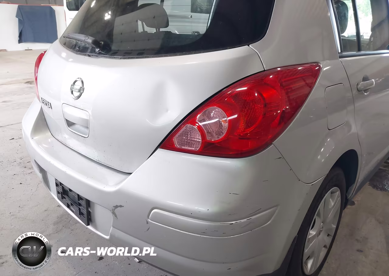 2010 Nissan Versa 1.8S VIN:3N1BC1CP1AL444803 - 14