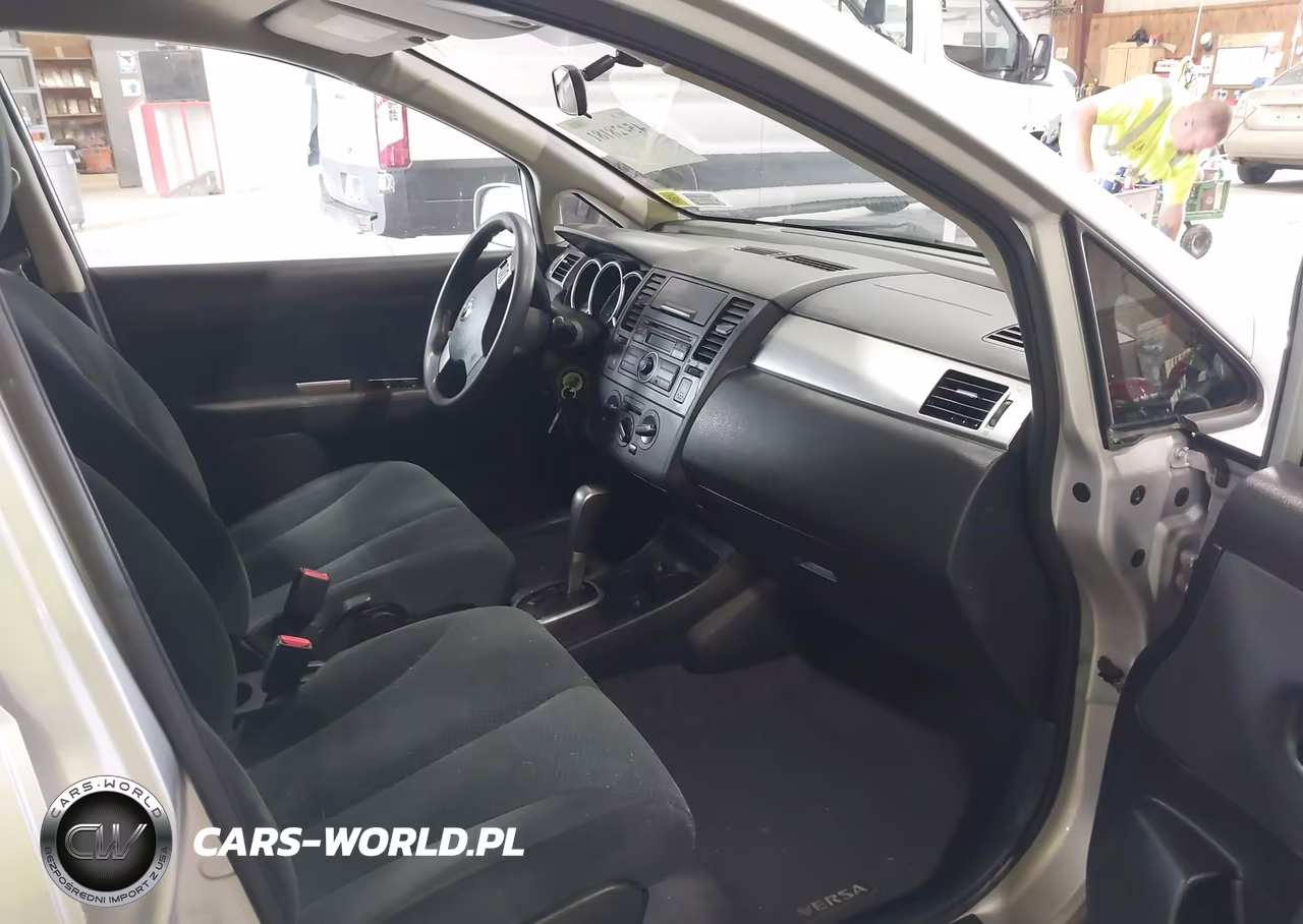 2010 Nissan Versa 1.8S VIN:3N1BC1CP1AL444803 - 5