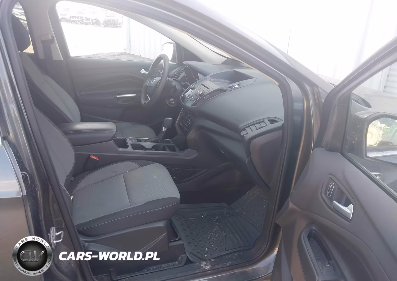 2017 Ford Escape Se VIN:1FMCU0GD4HUC10160 - 5