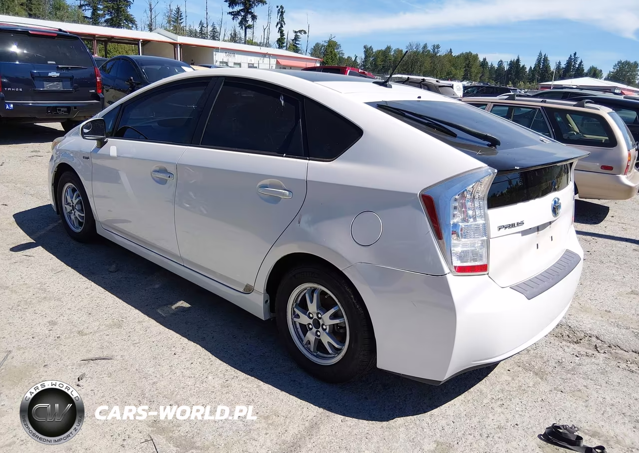 2011 Toyota Prius Four VIN:JTDKN3DU4B5312806 - 3