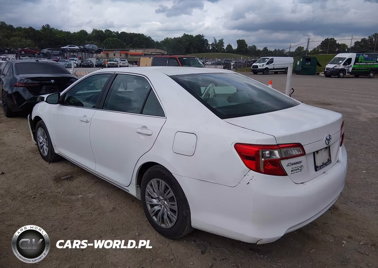 2013 Toyota Camry Le VIN:4T1BF1FK6DU254487 - 3