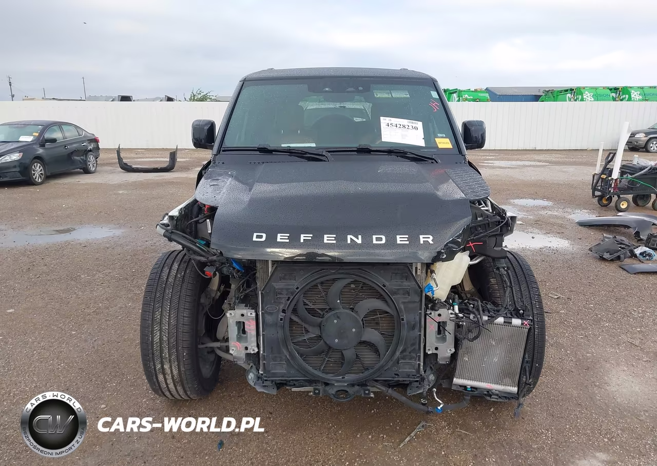 2024 Land Rover Defender 130 P400 S VIN:SALEJFEU3R2313314 - 13