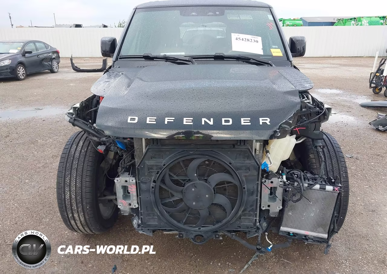 2024 Land Rover Defender 130 P400 S VIN:SALEJFEU3R2313314 - 6