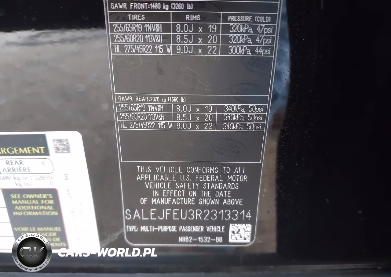 2024 Land Rover Defender 130 P400 S VIN:SALEJFEU3R2313314 - 9
