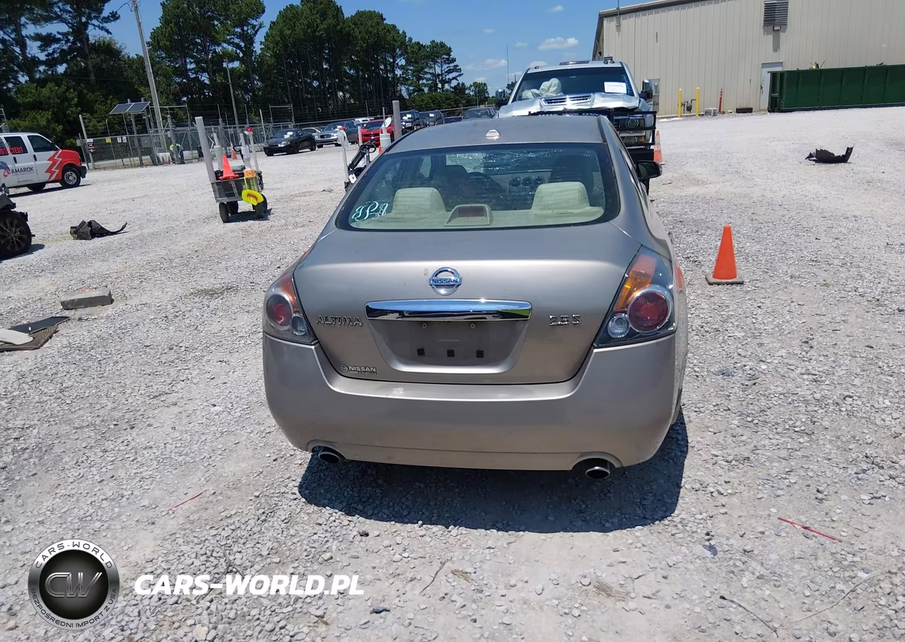 2011 Nissan Altima 2.5 S VIN:1N4AL2AP4BC105747 - 16
