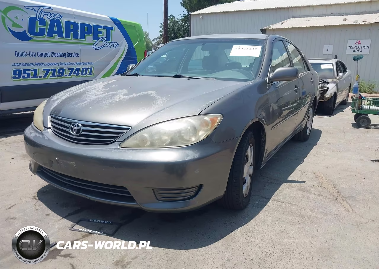2005 Toyota Camry Le VIN:JTDBE32K053037517 - 2