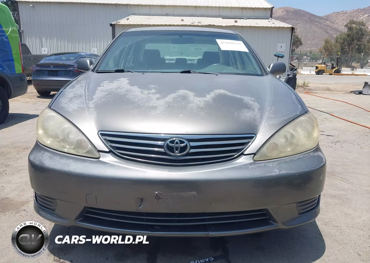 2005 Toyota Camry Le VIN:JTDBE32K053037517 - 6