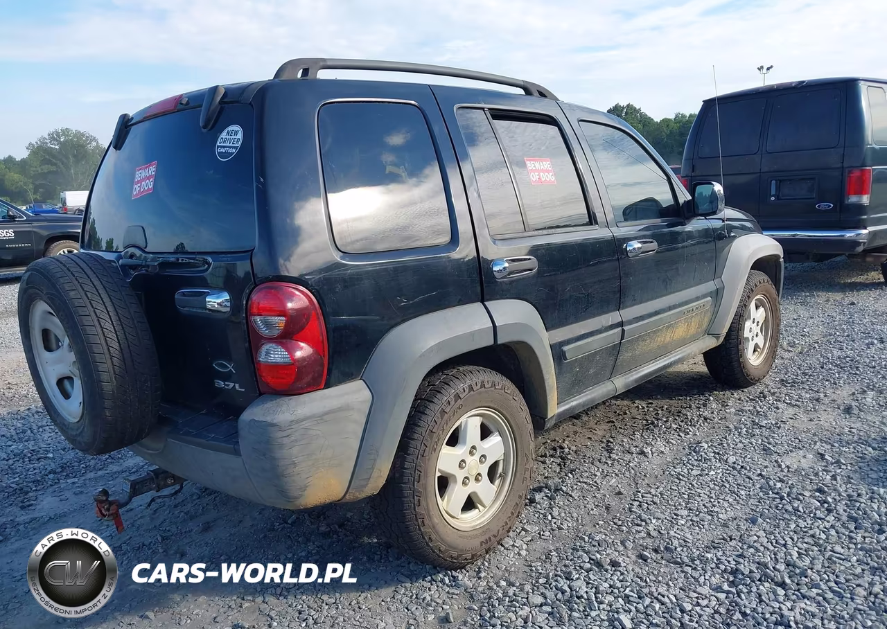 2007 Jeep Liberty Sport VIN:1J4GL48K27W505655 - 4