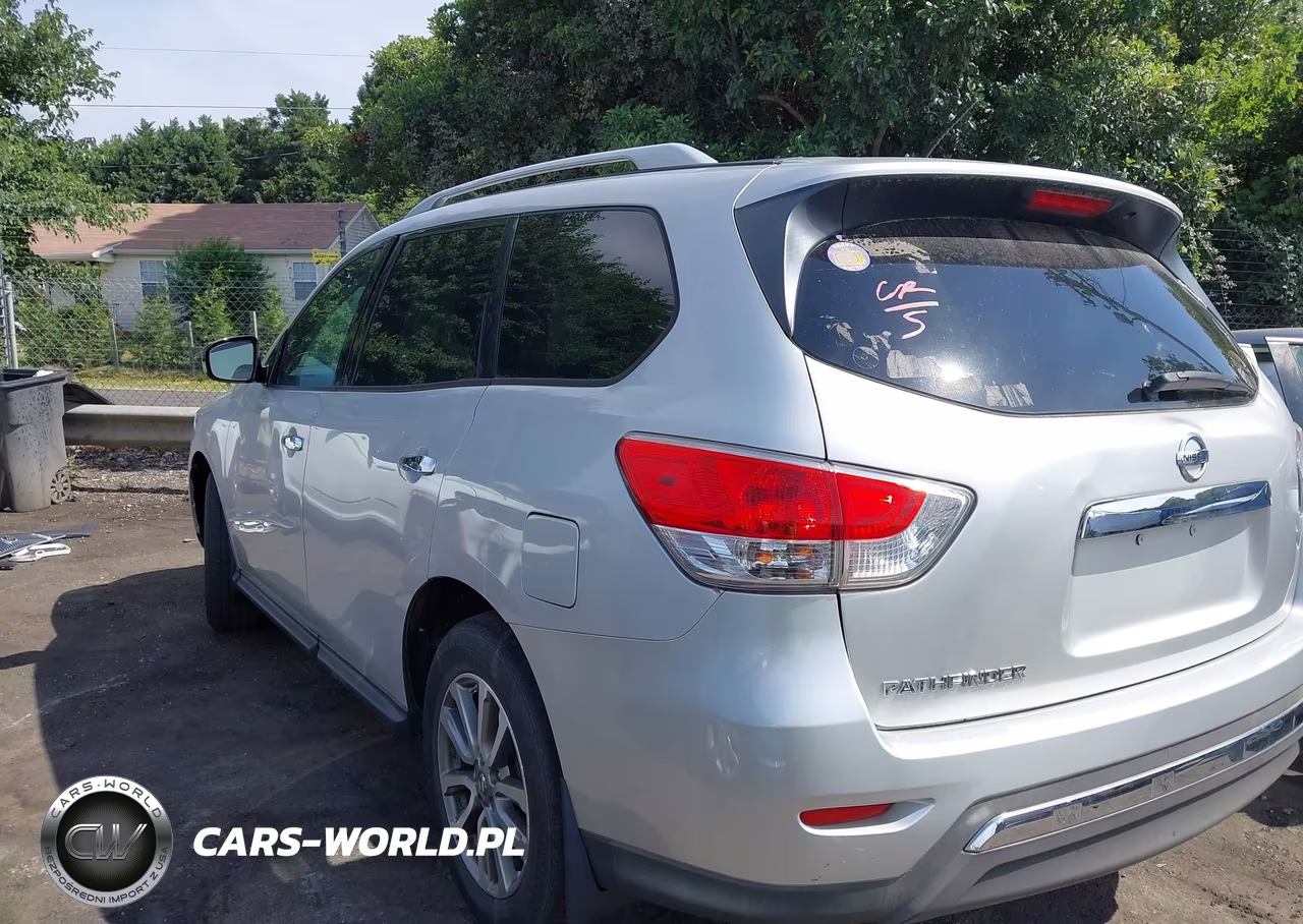 2015 Nissan Pathfinder S VIN:5N1AR2MN6FC651566 - 3
