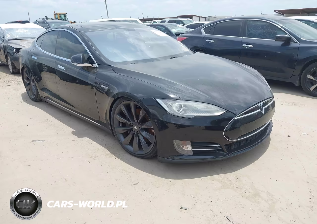 2014 Tesla Model S P85 – zdjęcie 1 z 19