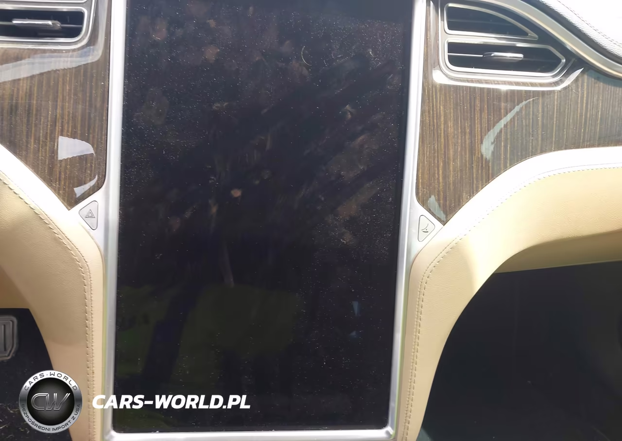 2013 Tesla Model S VIN:5YJSA1DN4DFP19986 - 18