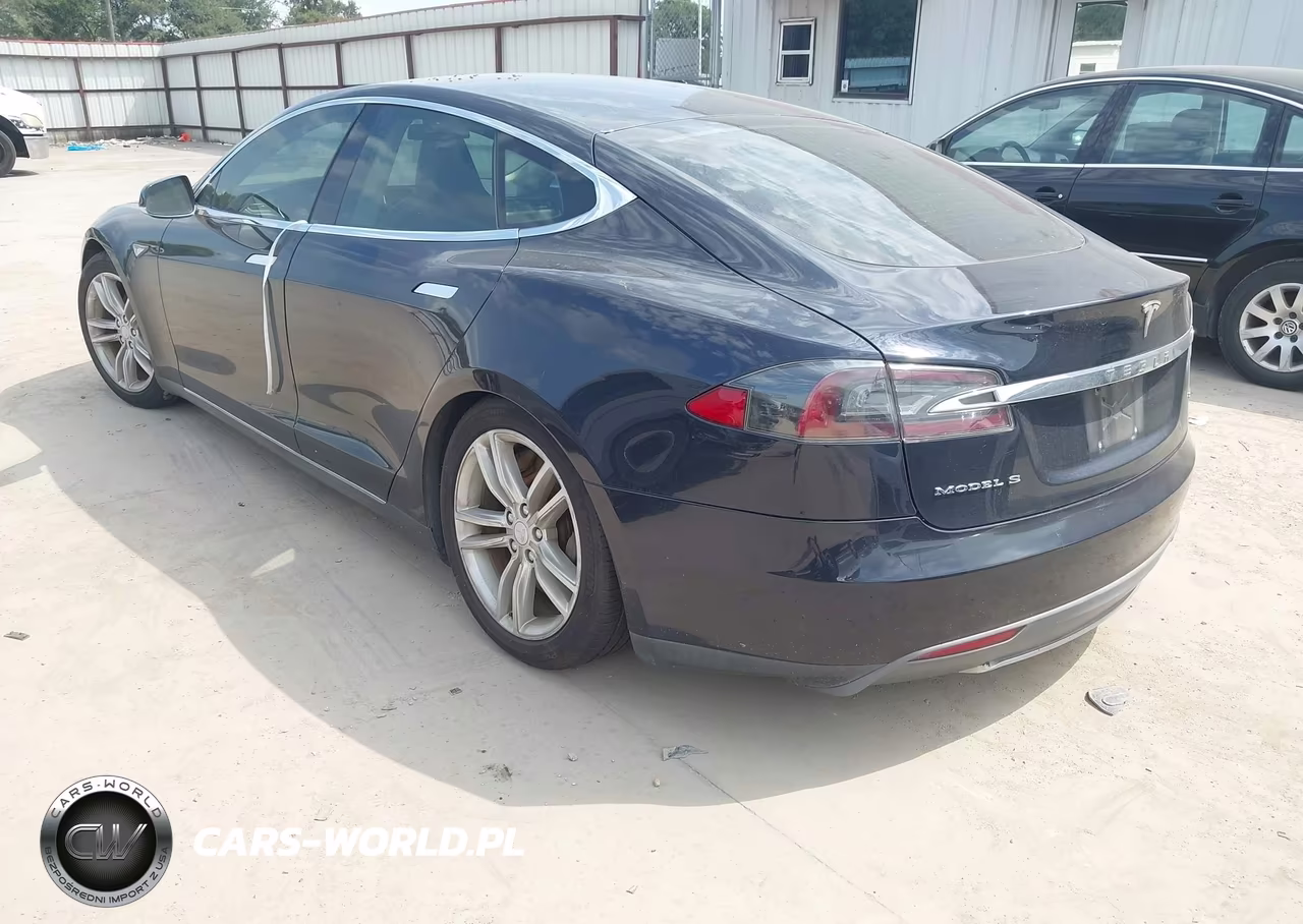 2013 Tesla Model S VIN:5YJSA1DN4DFP19986 - 3