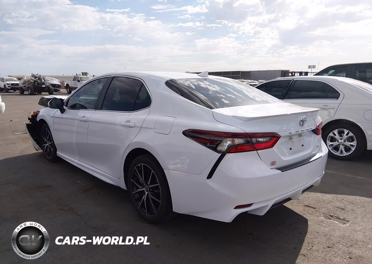 2024 Toyota Camry Se VIN:4T1G11AK1RU843269 - 3