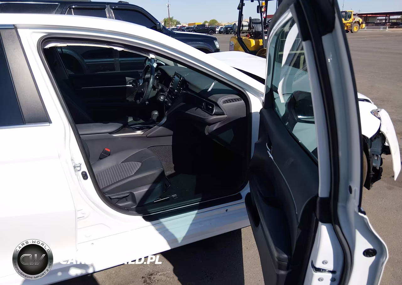 2024 Toyota Camry Se VIN:4T1G11AK1RU843269 - 5