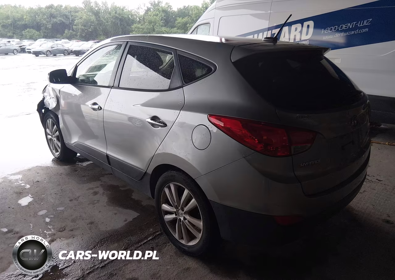 2010 Hyundai Tucson Limited VIN:KM8JU3AC9AU052378 - 3