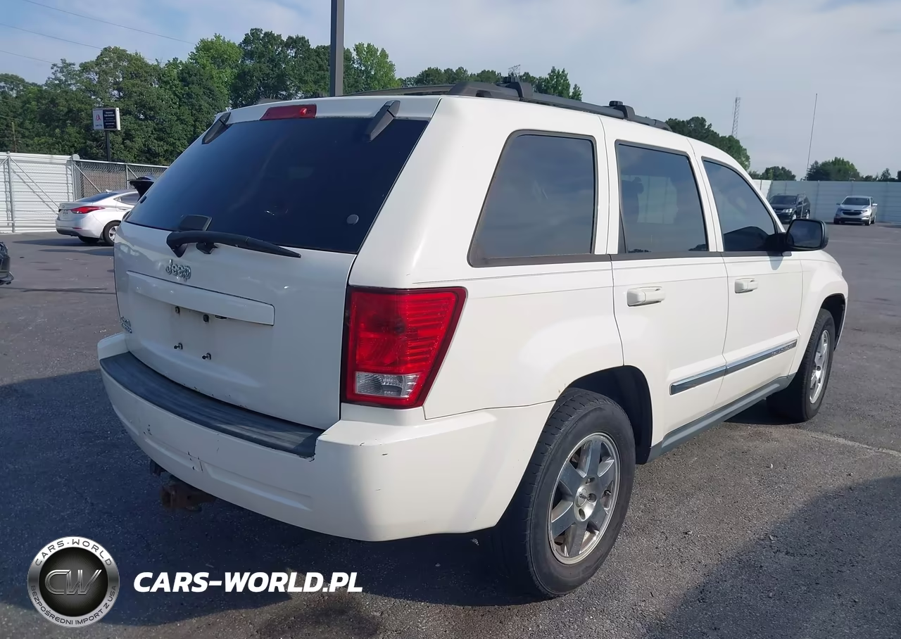 2010 Jeep Grand Cherokee Laredo VIN:1J4PR4GK8AC103227 - 4