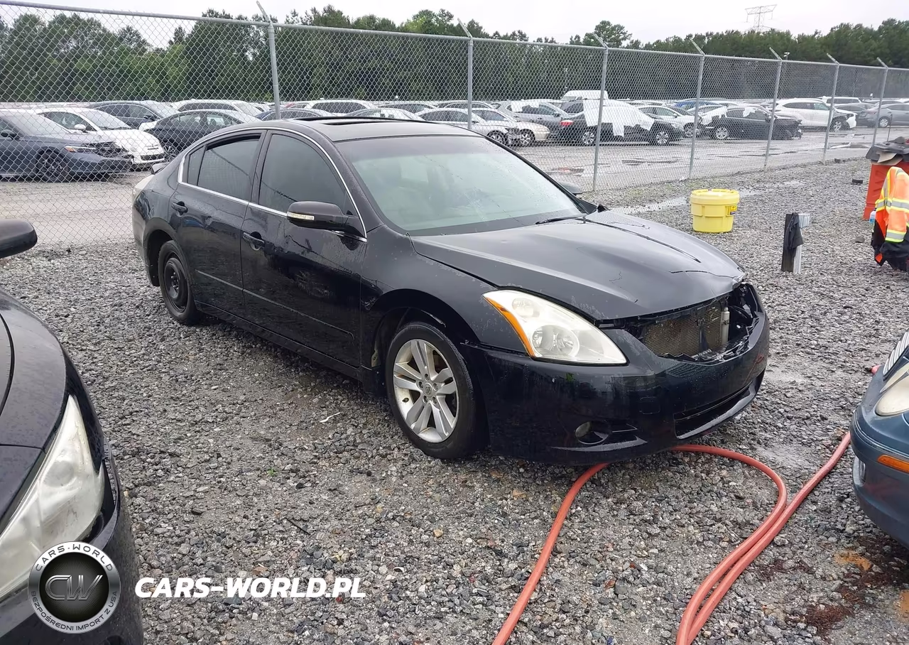 2012 Nissan Altima 3.5 Sr – zdjęcie 1 z 14