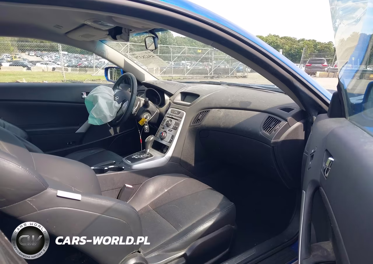 2010 Hyundai Genesis 3.8 VIN:KMHHU6KH8AU017941 - 5