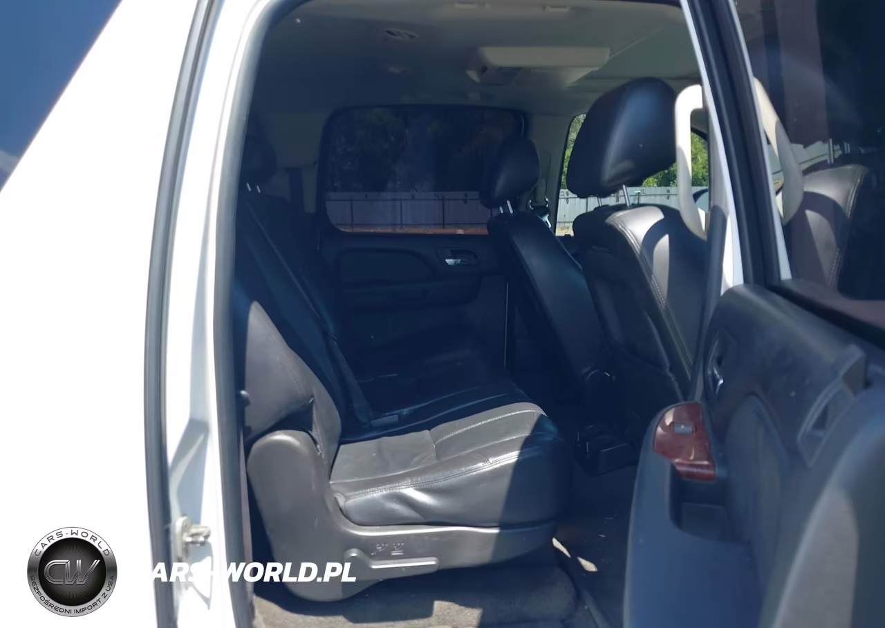 2010 Chevrolet Suburban 1500 Lt1 VIN:1GNUKJE34AR115337 - 8