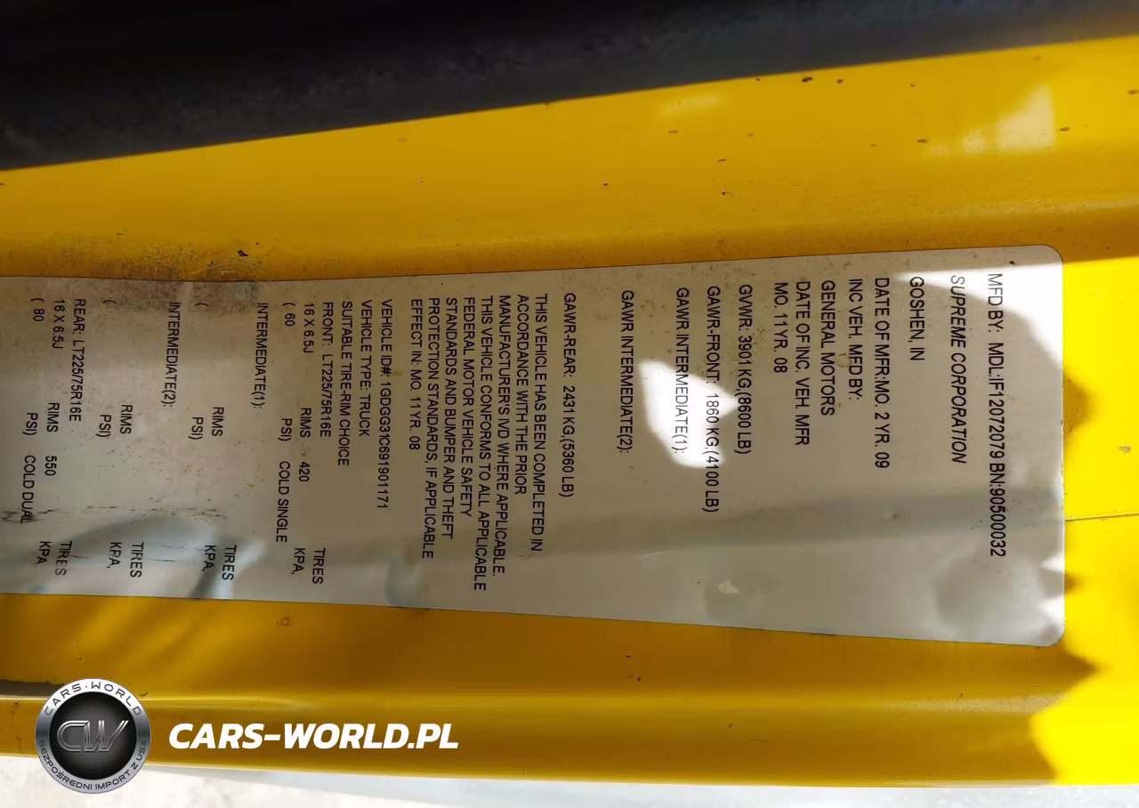 2009 GMC Savana Cutaway Work Van VIN:1GDGG31C691901171 - 9