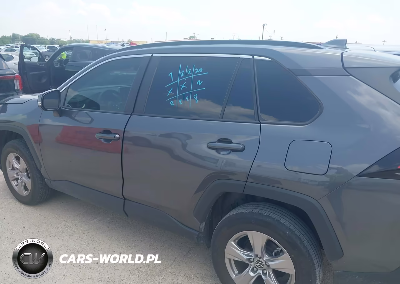 2024 Toyota Rav4 Xle VIN:2T3W1RFV1RC281749 - 14