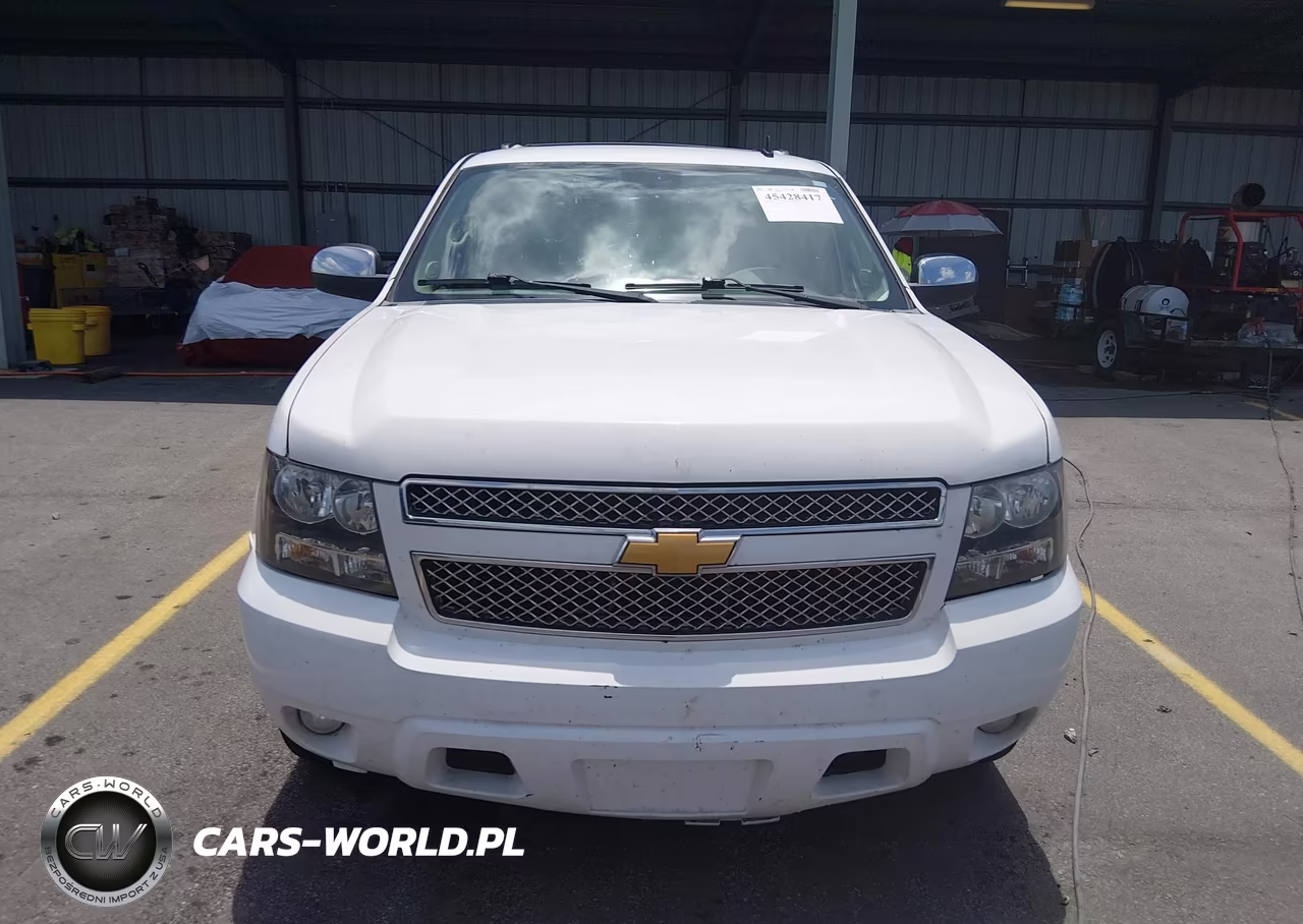 2011 Chevrolet Suburban 1500 Ltz VIN:1GNSCKE03BR397150 - 12