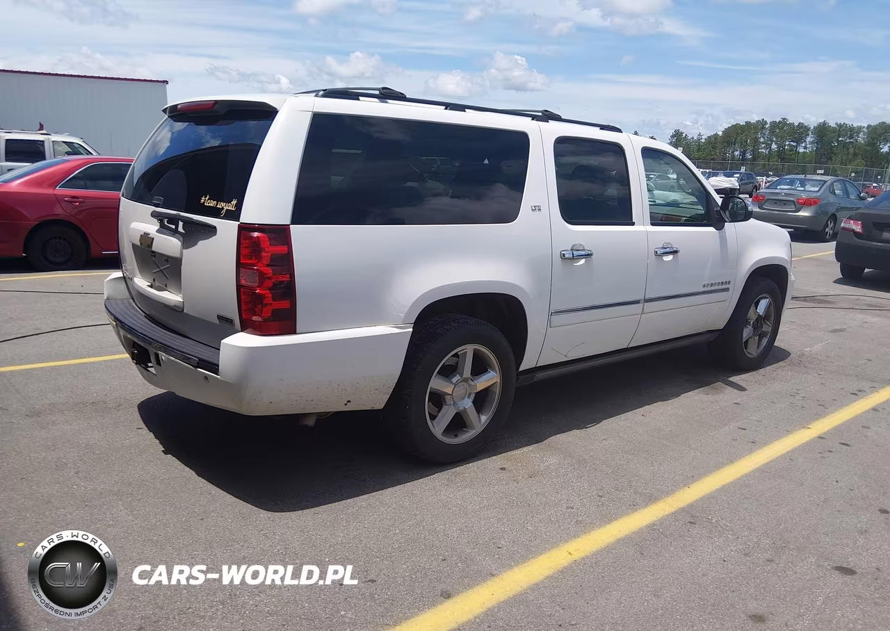 2011 Chevrolet Suburban 1500 Ltz VIN:1GNSCKE03BR397150 - 4