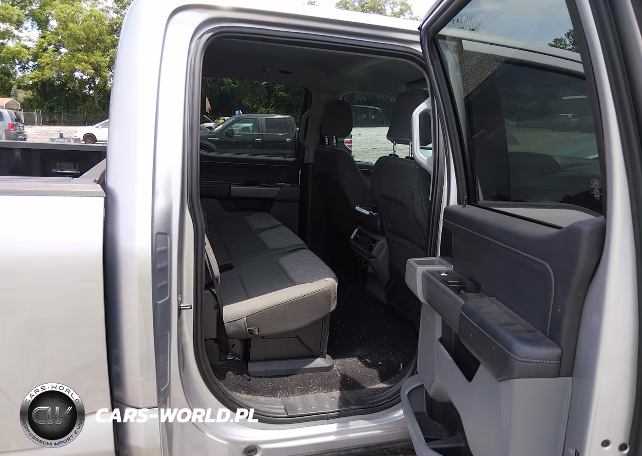 2023 Ford F-150 Xlt VIN:1FTEW1EP2PFD21061 - 8