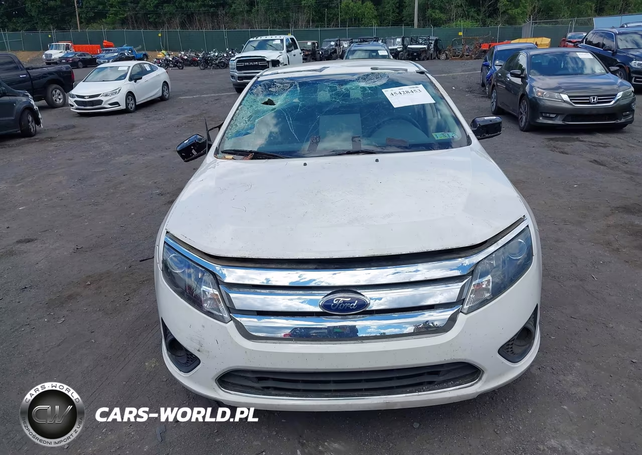 2012 Ford Fusion S VIN:3FAHP0GAXCR160331 - 12