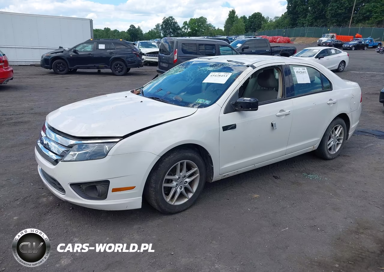 2012 Ford Fusion S VIN:3FAHP0GAXCR160331 - 2